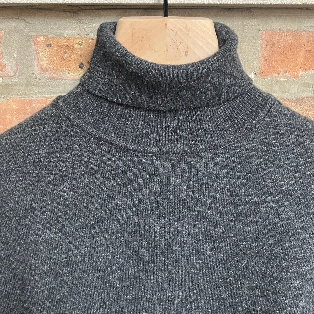 Superdry charcoal grey turtleneck sweater - Picture 2 of 14